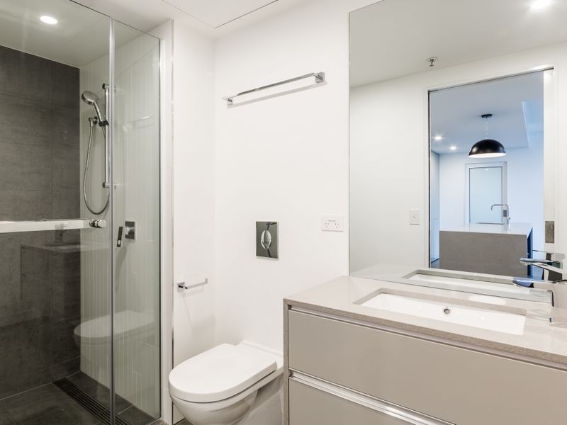 706/855 Stanley Street, Woolloongabba QLD 4102