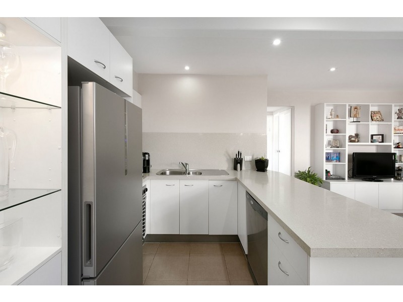 4/5 Curwen Terrace, Chermside QLD 4032