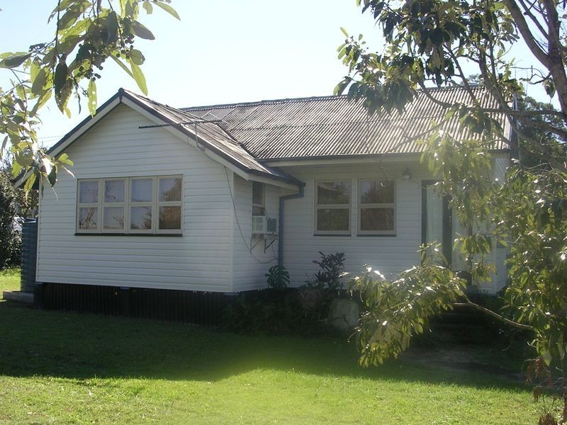 73 Fegen Drive, Moorooka QLD 4105