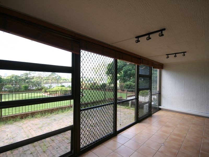 3/72 Sandford Street, St Lucia QLD 4067