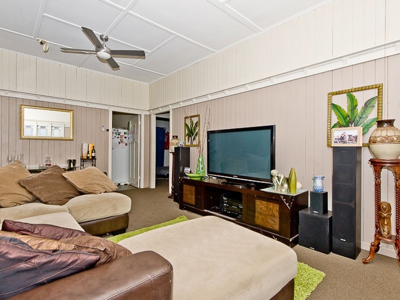 47 Muriel Avenue, Moorooka QLD 4105