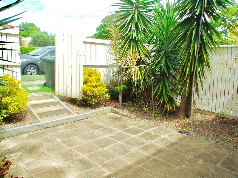 2/29 Cook Street, Yeronga QLD 4104