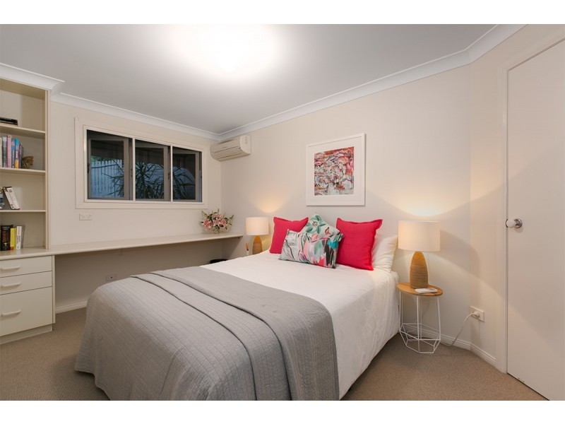 128 Kadumba Street, Yeronga QLD 4104