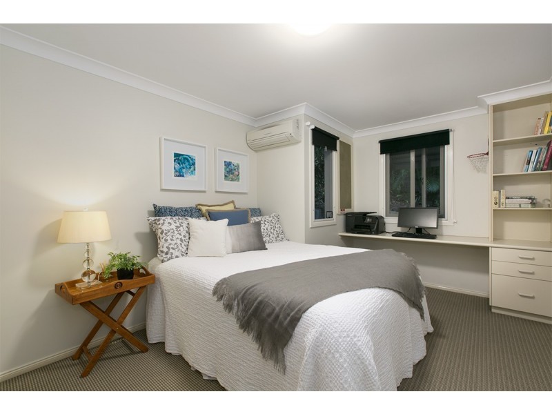 128 Kadumba Street, Yeronga QLD 4104