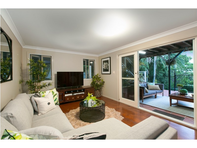 128 Kadumba Street, Yeronga QLD 4104