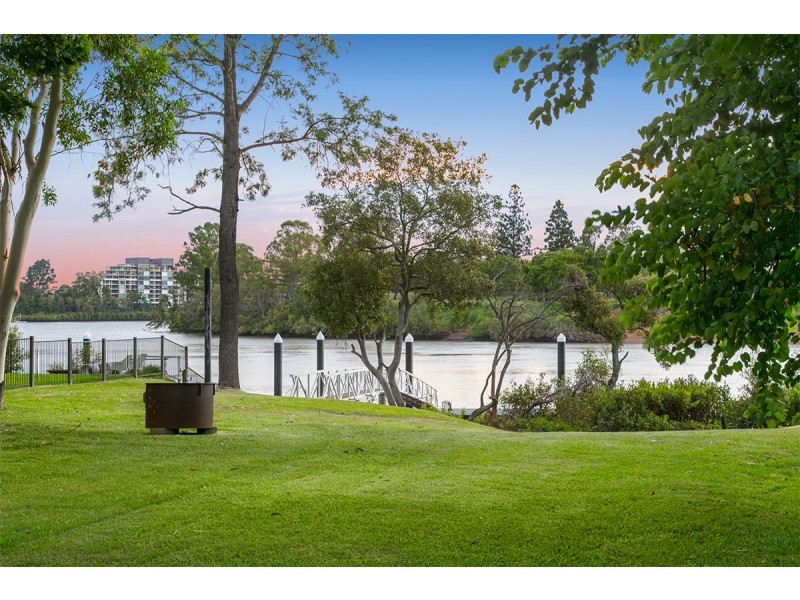 128 Kadumba Street, Yeronga QLD 4104