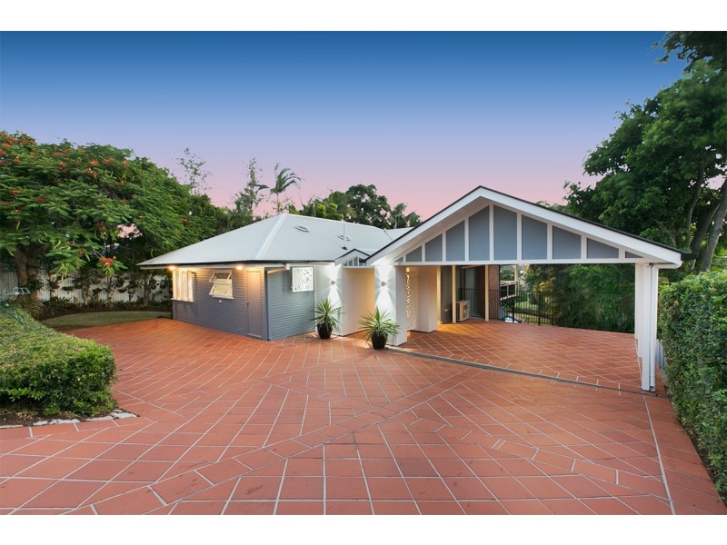 128 Kadumba Street, Yeronga QLD 4104