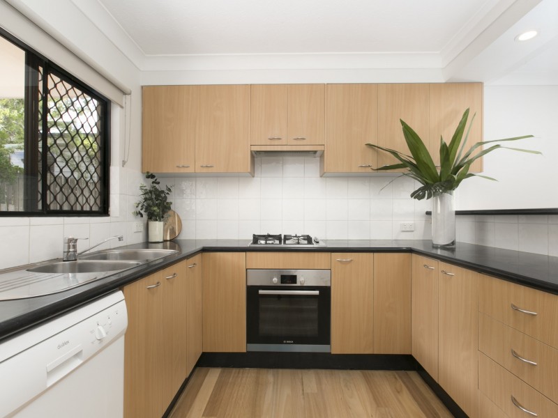 2/33 Sargent Street, New Farm QLD 4005