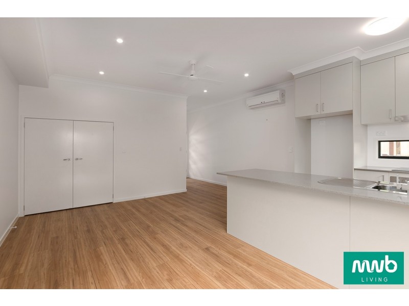 2/37 Manson Parade, Yeronga QLD 4104