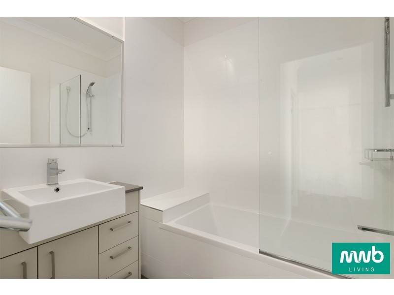 2/37 Manson Parade, Yeronga QLD 4104