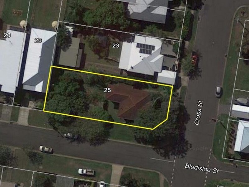 25 Cross Street, Fairfield QLD 4103