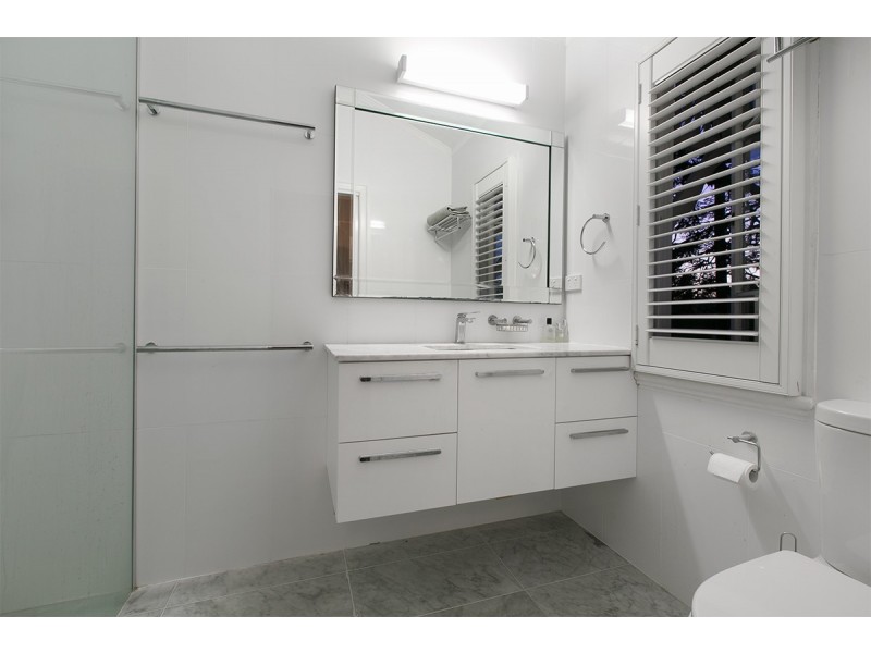 26 Rhyndarra Street, Yeronga QLD 4104