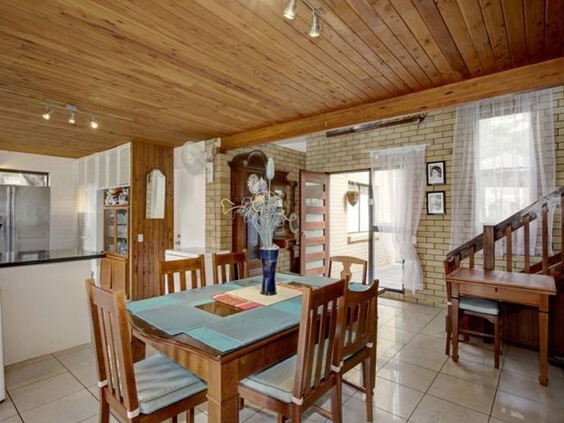 90 Borden Street, Sherwood QLD 4075