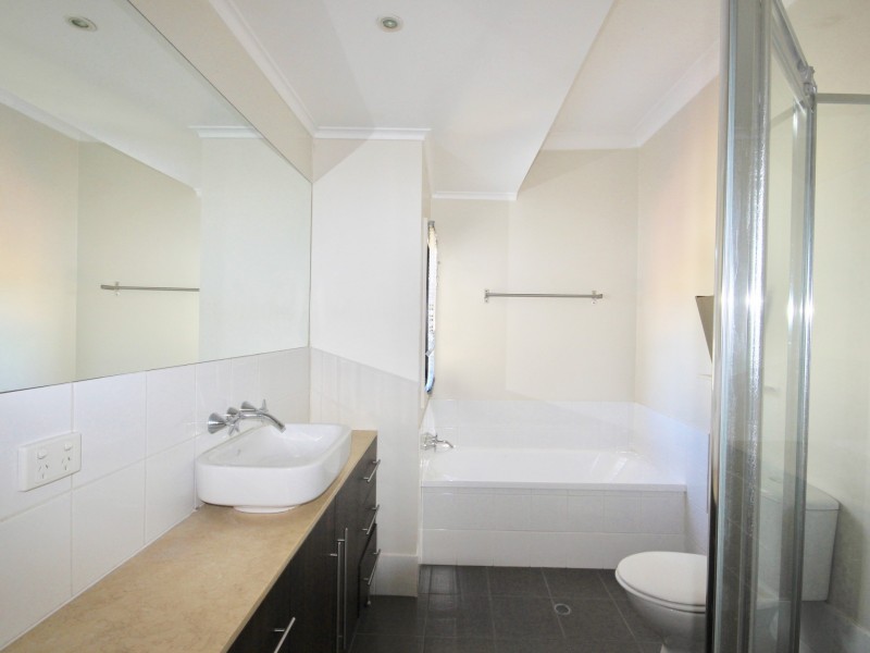 15 Gresham Street, East Brisbane QLD 4169