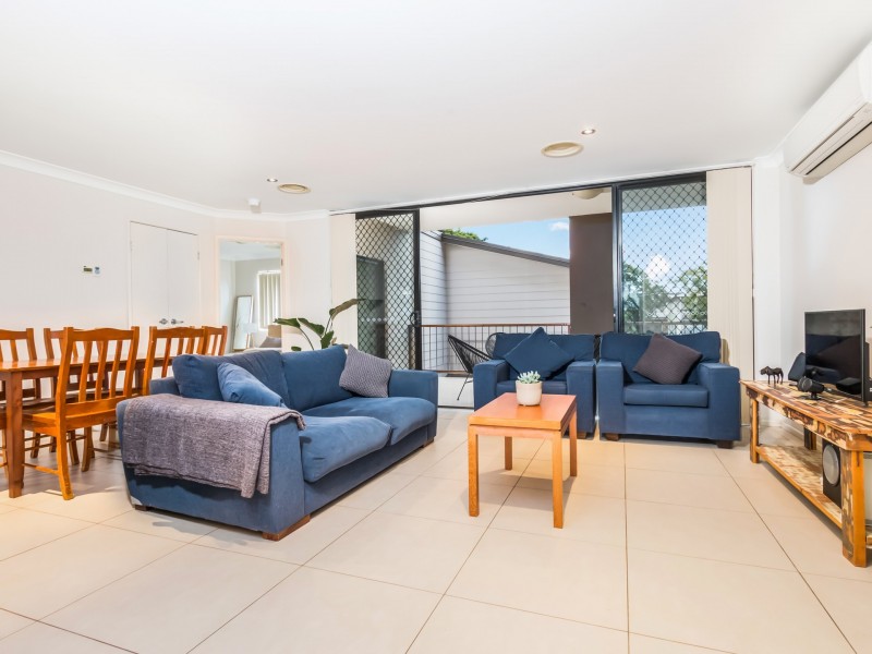 4/5 Livingstone Street, Yeerongpilly QLD 4105