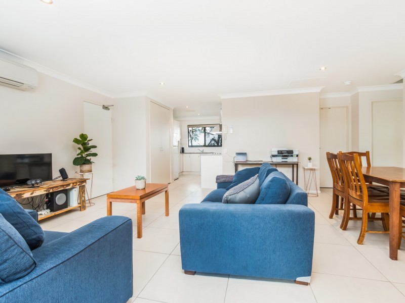 4/5 Livingstone Street, Yeerongpilly QLD 4105