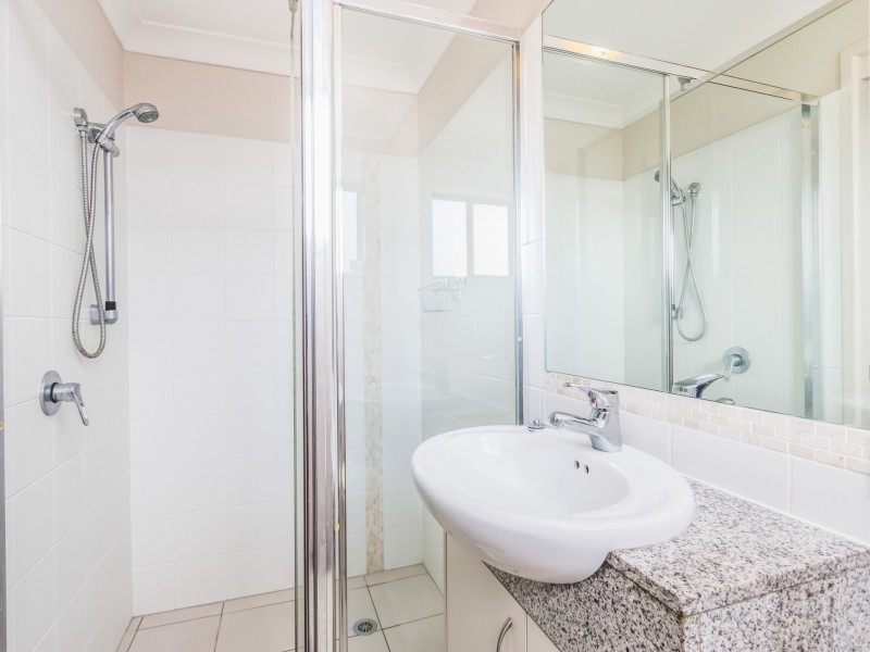 4/5 Livingstone Street, Yeerongpilly QLD 4105