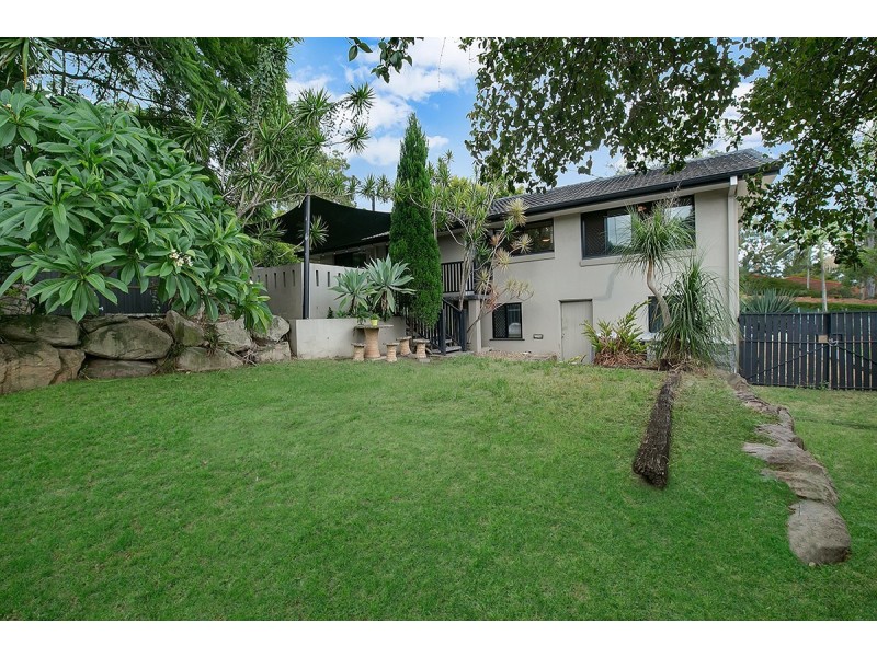 203 Blunder Road, Durack QLD 4077