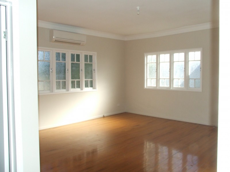 16 Elmes Road, Rocklea QLD 4106