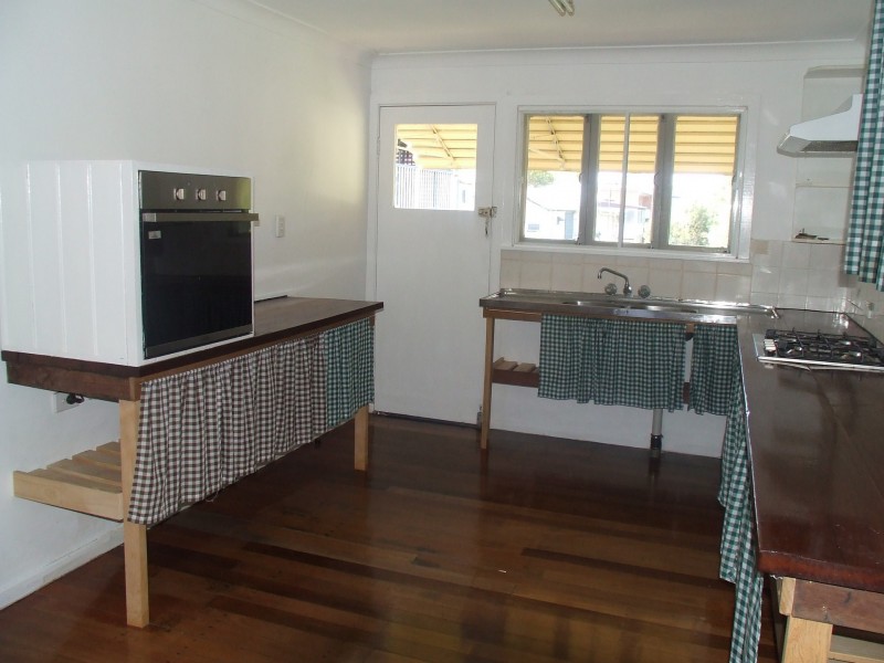 95 Fairfield Road, Fairfield QLD 4103