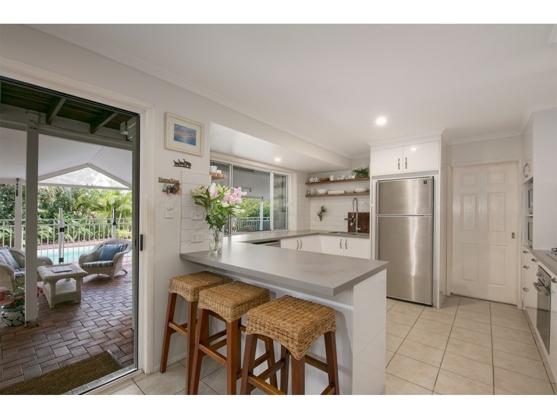 27 Sexton Place, Bellbowrie QLD 4070