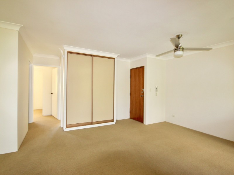 4/57 Dunellan Street, Greenslopes QLD 4120