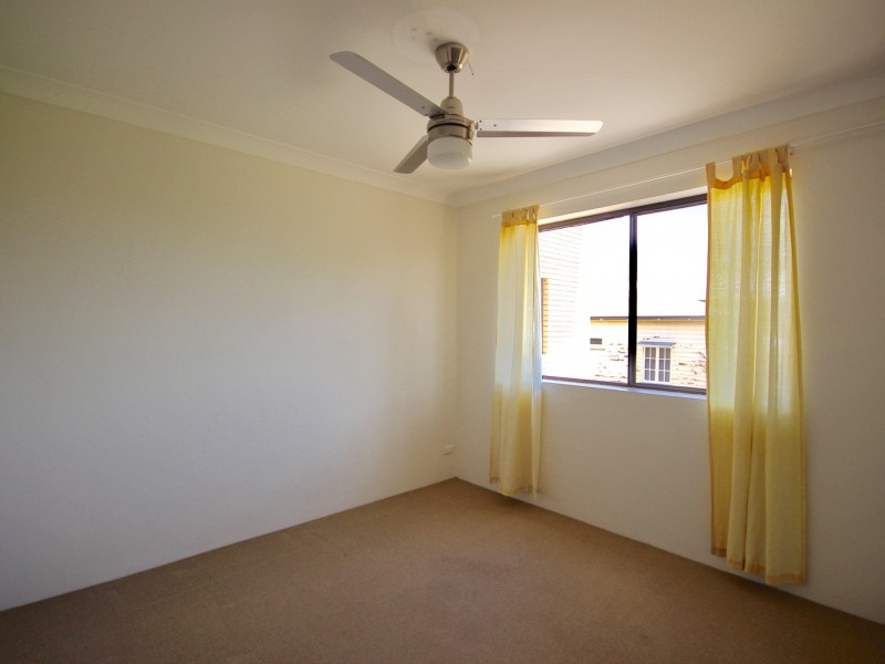 4/57 Dunellan Street, Greenslopes QLD 4120