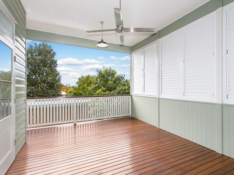 16 Killarney Street, Yeronga QLD 4104