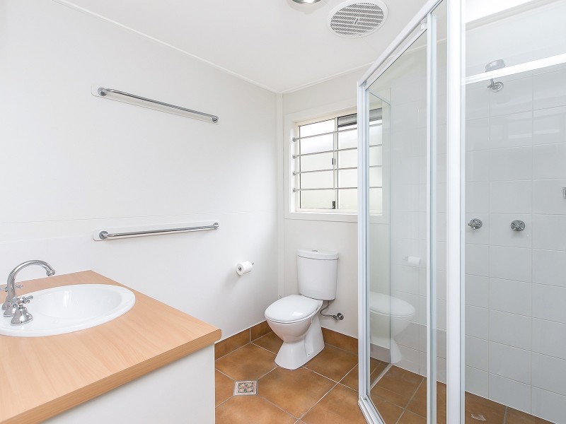 16 Killarney Street, Yeronga QLD 4104