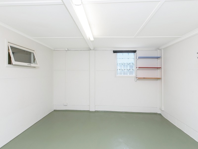 16 Killarney Street, Yeronga QLD 4104