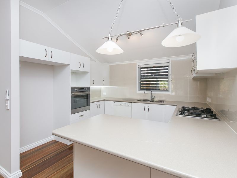 15 Fanny Street, Annerley QLD 4103