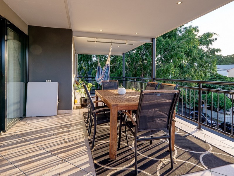 4/15 Eskgrove Street, East Brisbane QLD 4169