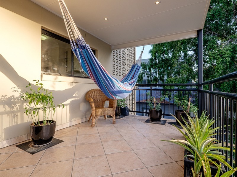 4/15 Eskgrove Street, East Brisbane QLD 4169