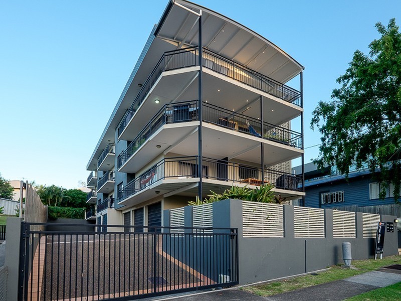 4/15 Eskgrove Street, East Brisbane QLD 4169