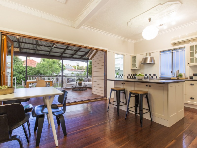 96 Hansen Street, Moorooka QLD 4105