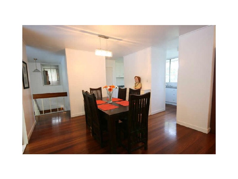 17 Barnehurst Street, Tarragindi QLD 4121