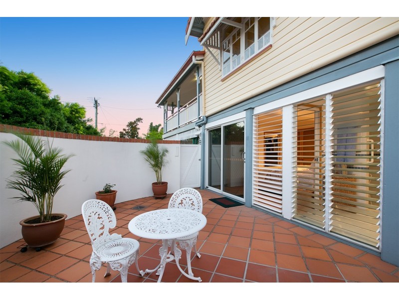 91 Ashby Street, Fairfield QLD 4103