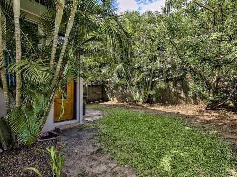 3/5 Curwen Terrace, Chermside QLD 4032
