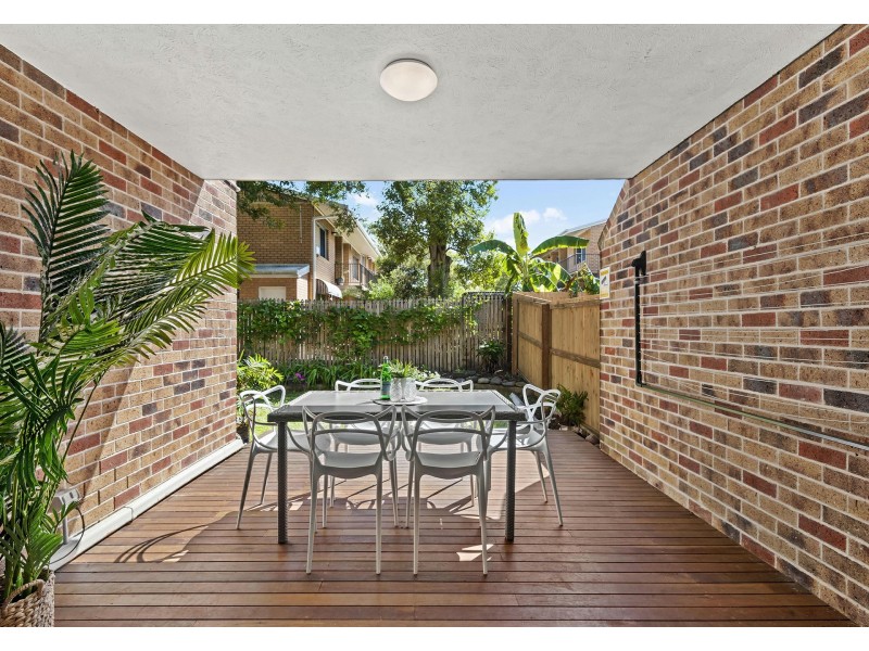 1/41 Shottery Street, Yeronga QLD 4104