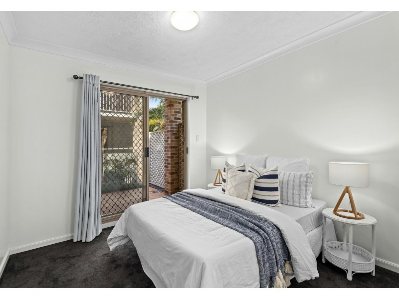 1/41 Shottery Street, Yeronga QLD 4104