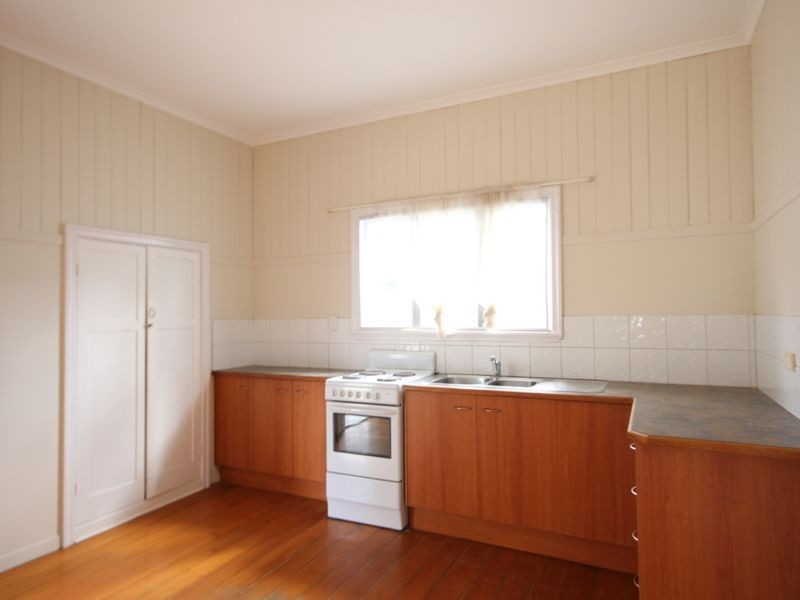 18 Beaudesert Road, Moorooka QLD 4105
