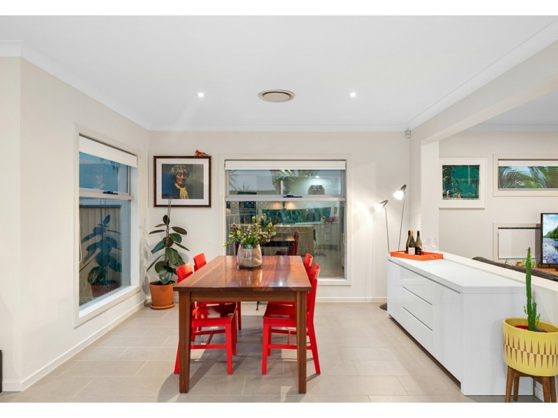 11 Turley Street, Fairfield QLD 4103