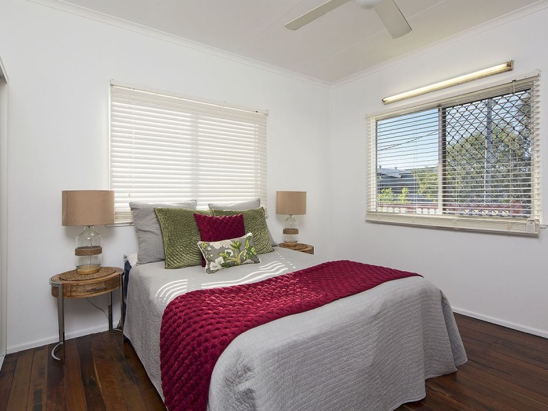 11 Moolabin Crescent, Yeerongpilly QLD 4105