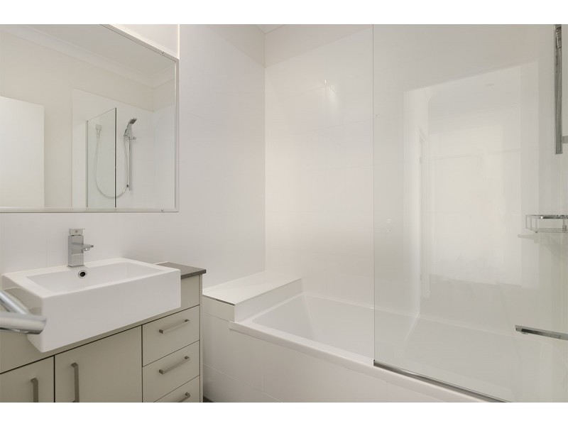 Unit 2/37 Manson Parade, Yeronga QLD 4104