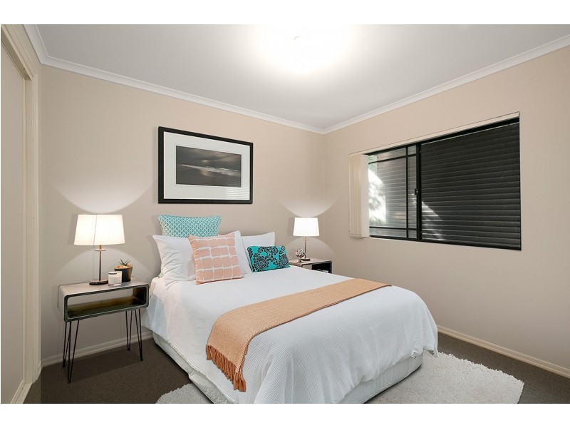 4/127 Macquarie Street, St Lucia QLD 4067