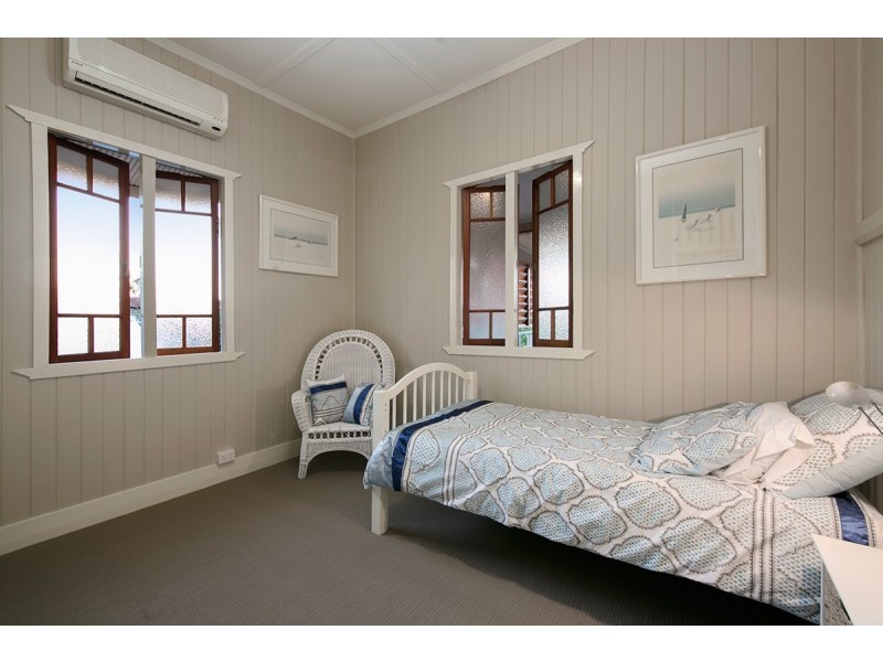 11 Hunter Street, Greenslopes QLD 4120