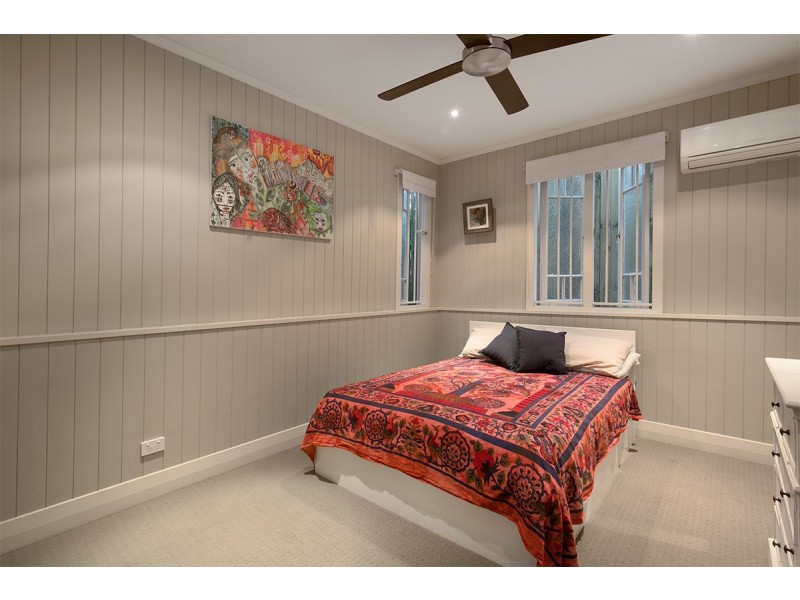 11 Hunter Street, Greenslopes QLD 4120