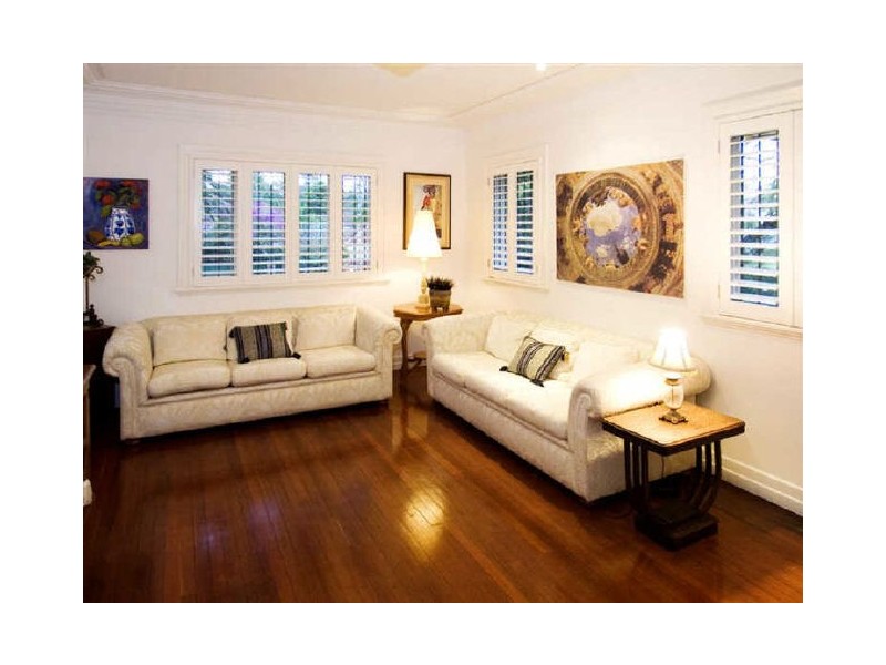 378 Brisbane Corso, Yeronga QLD 4104