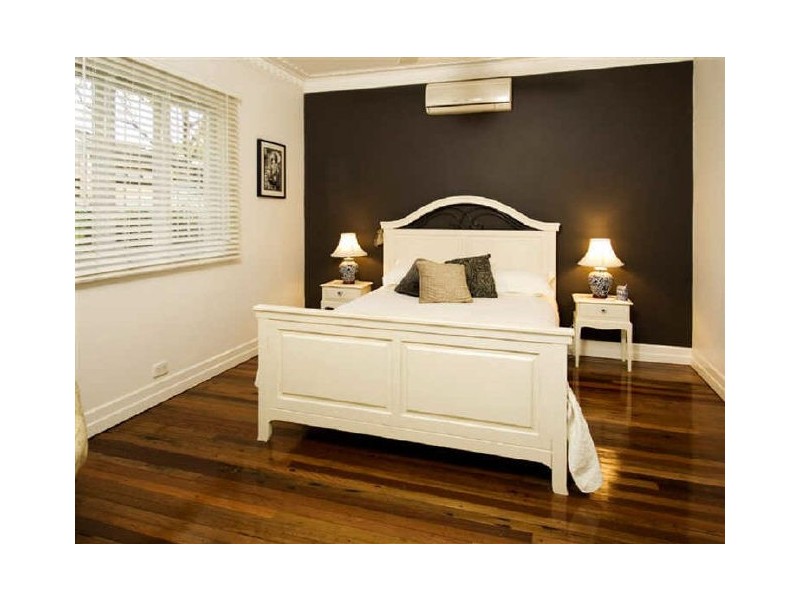 378 Brisbane Corso, Yeronga QLD 4104