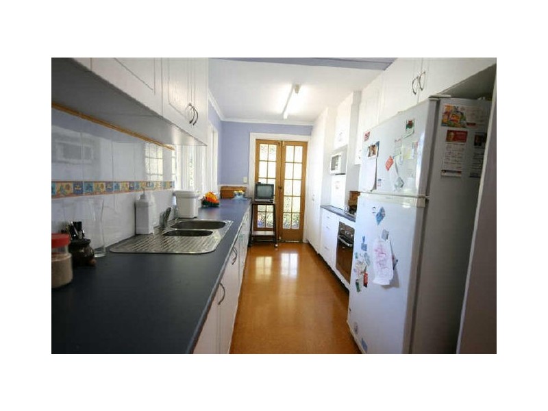 44 School Road, Yeronga QLD 4104